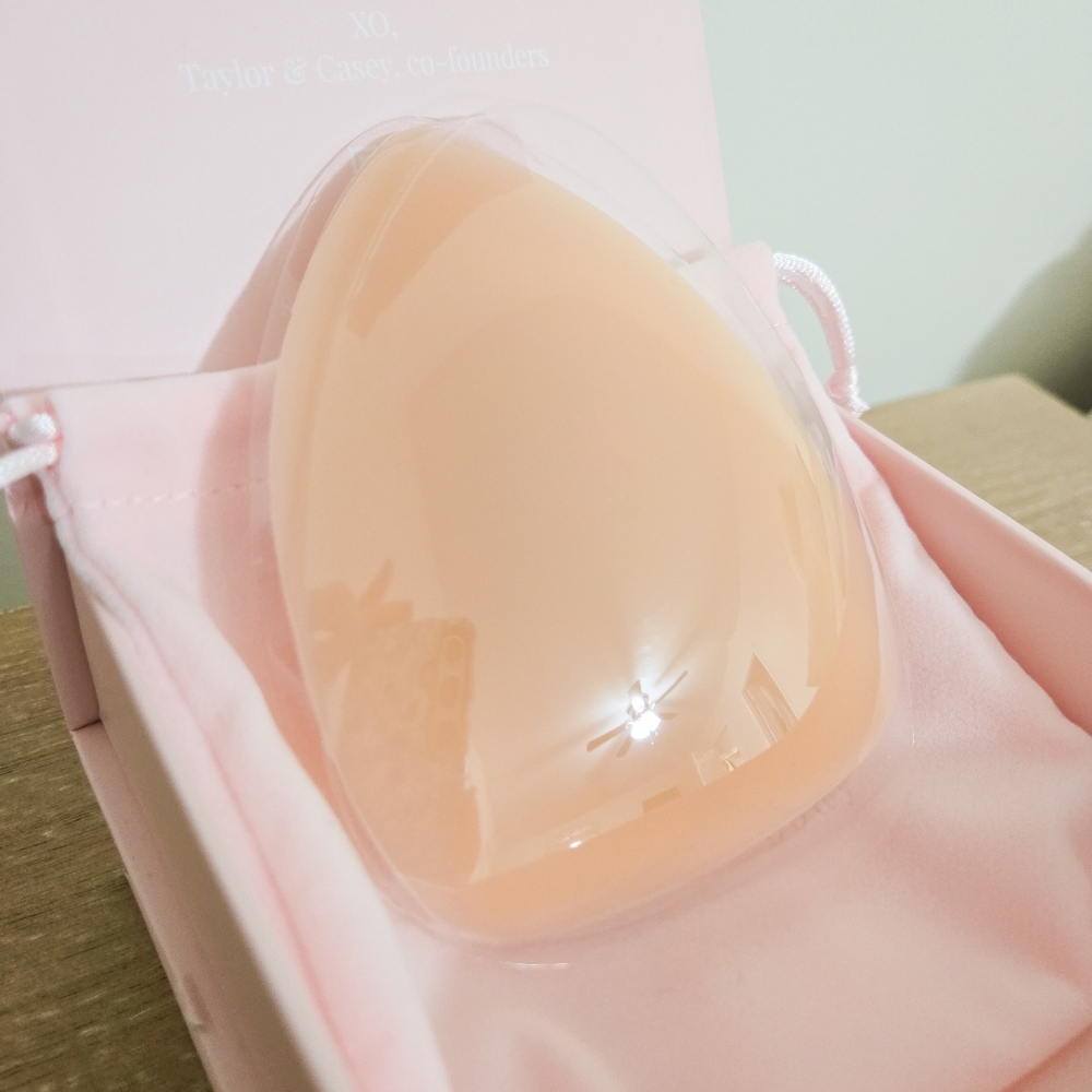 NIB Cakes Body Non Adhesive Triangle Grippy Nipple Covers OG Honey